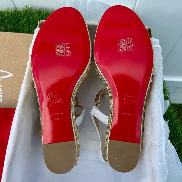 CHRISTIAN LOUBOUTIN PYRACLOU 60 FLATFORM SANDALS WHITE LEATHER GOLD STUDS SZ 39 - Picture 12 of 15